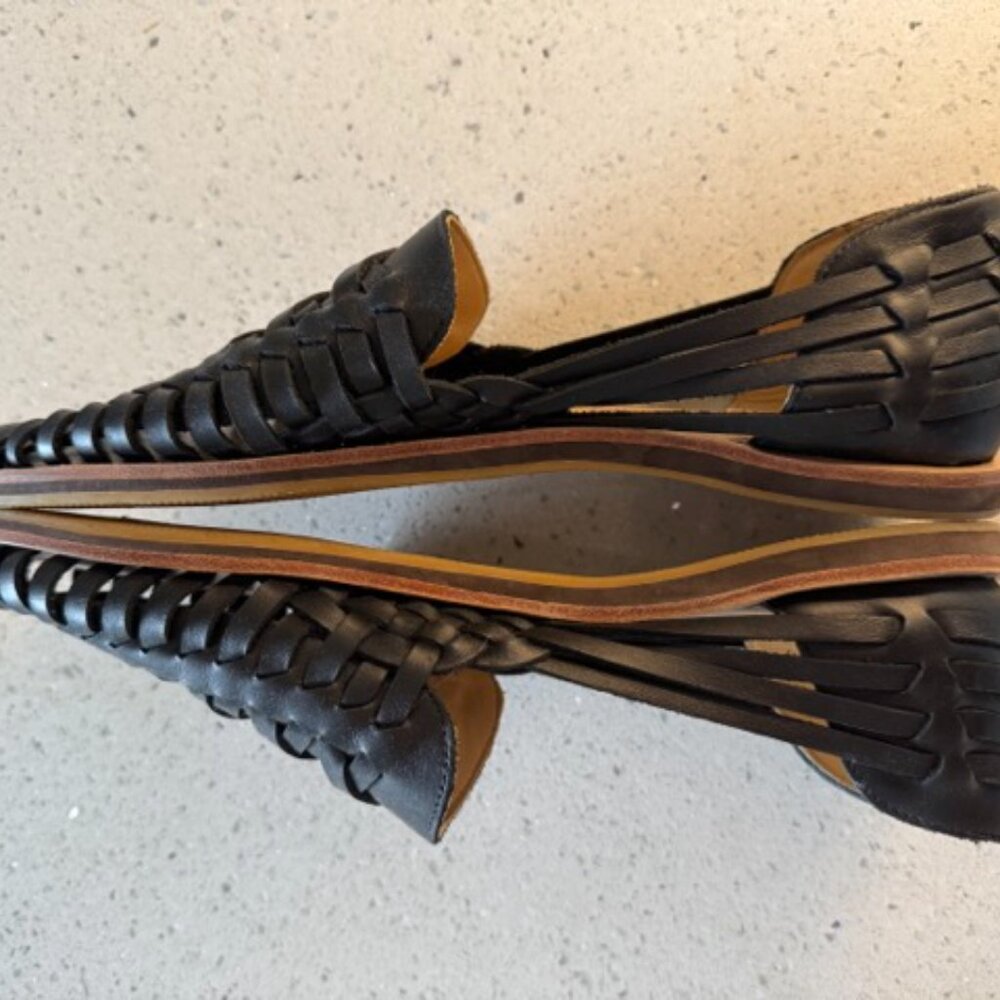 Nisolo Men's Huarache Sandal Black - Picture 6 of 9
